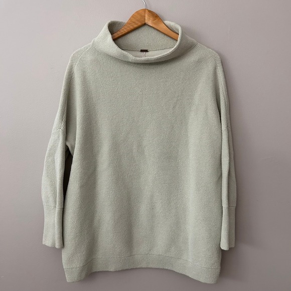 Free People Ottoman Slouchy Tunic Sweater Womens M Light Green Oversized Ribbed - Picture 1 of 8